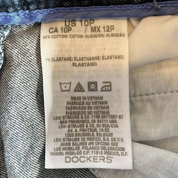 Womens’ Dockers Capri Pants Size 10P - Picture 3 of 3